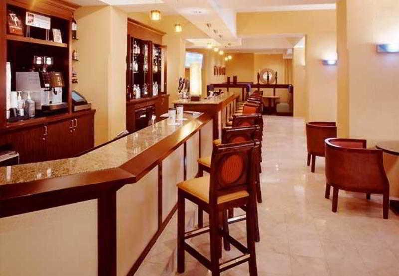 Palm Beach Gardens Marriott Restaurant photo